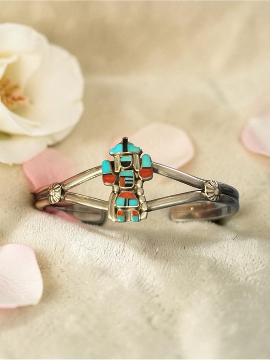 Native American Jewelry - Native Zuni tribal bracelet sterling silver